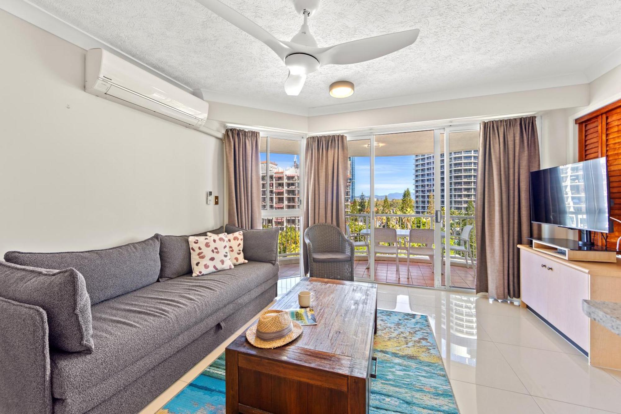 Surf Parade Resort Gold Coast Buitenkant foto